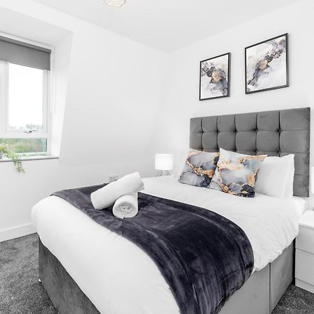 Stylish 2 Bedroom Apartment - Balcony - Secure Parking - Top Rated - 5Mc 버밍엄 외부 사진