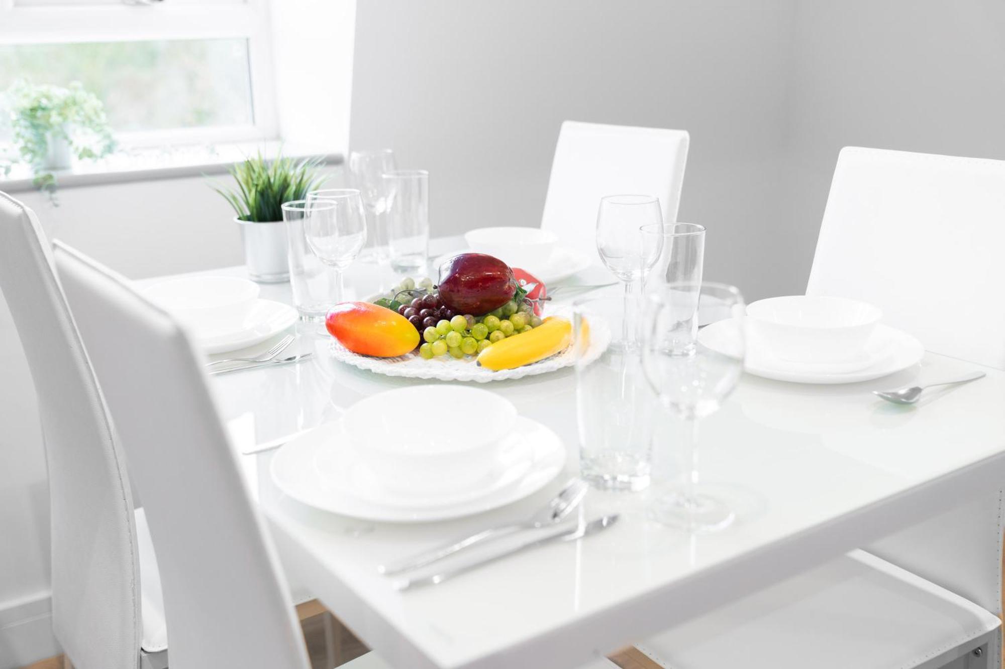 Stylish 2 Bedroom Apartment - Balcony - Secure Parking - Top Rated - 5Mc 버밍엄 외부 사진