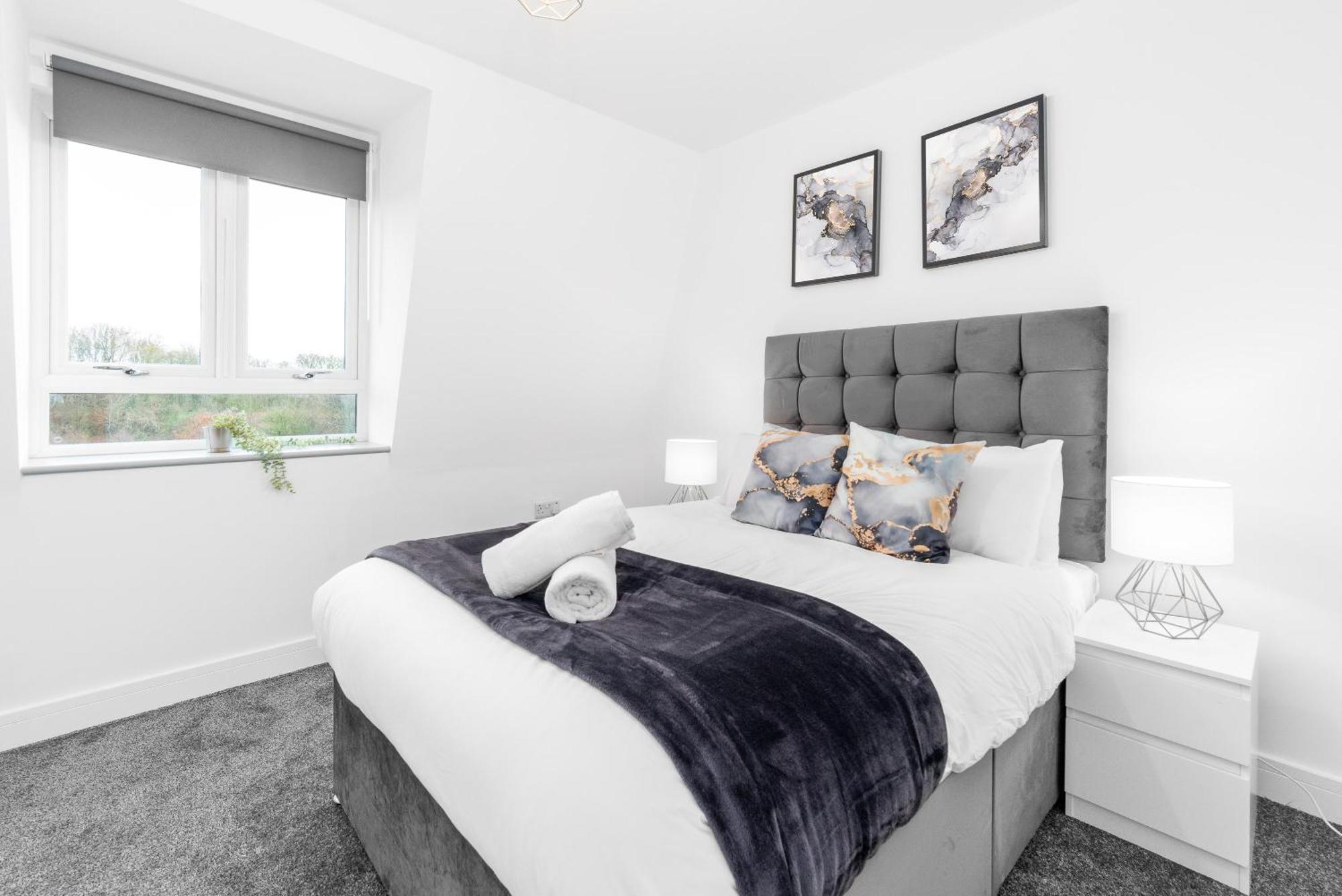 Stylish 2 Bedroom Apartment - Balcony - Secure Parking - Top Rated - 5Mc 버밍엄 외부 사진